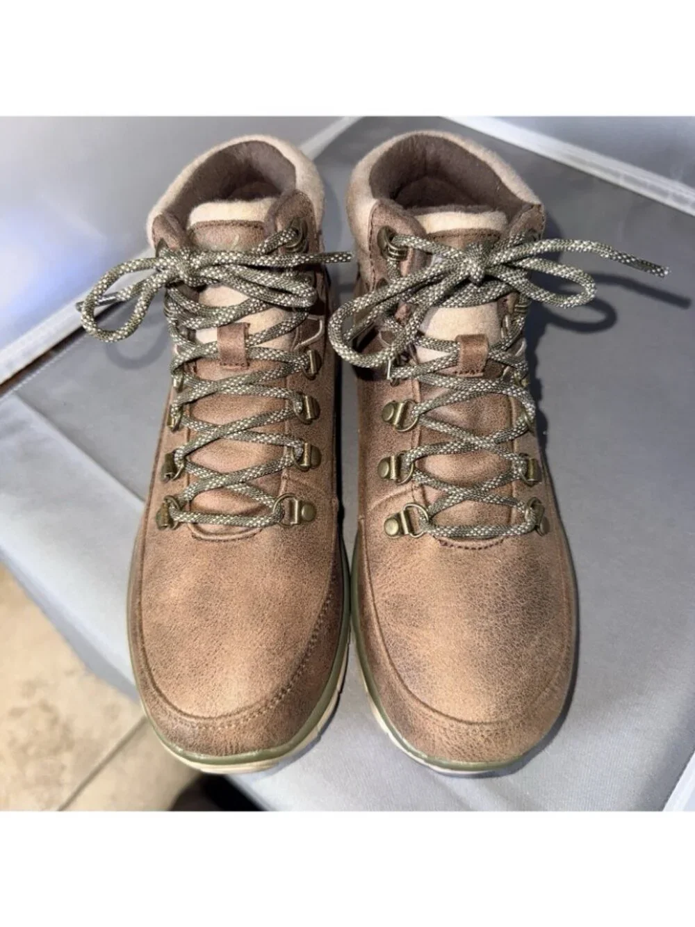 Skechers Synergy Water Repellent Hiker Boots Cool Seeker Taupe Womens size 8 - Picture 5 of 7